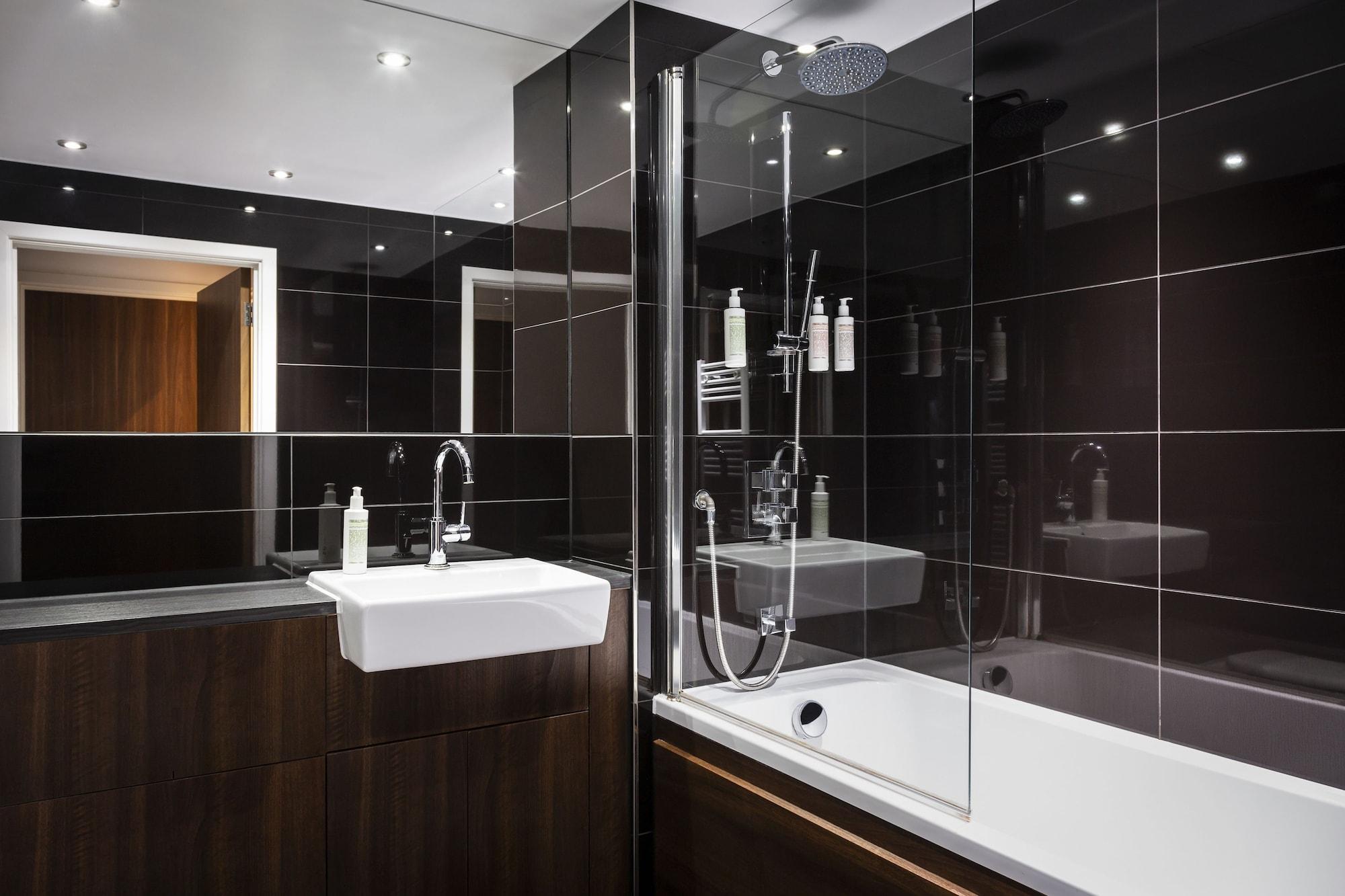 Adagio London Aparthotel