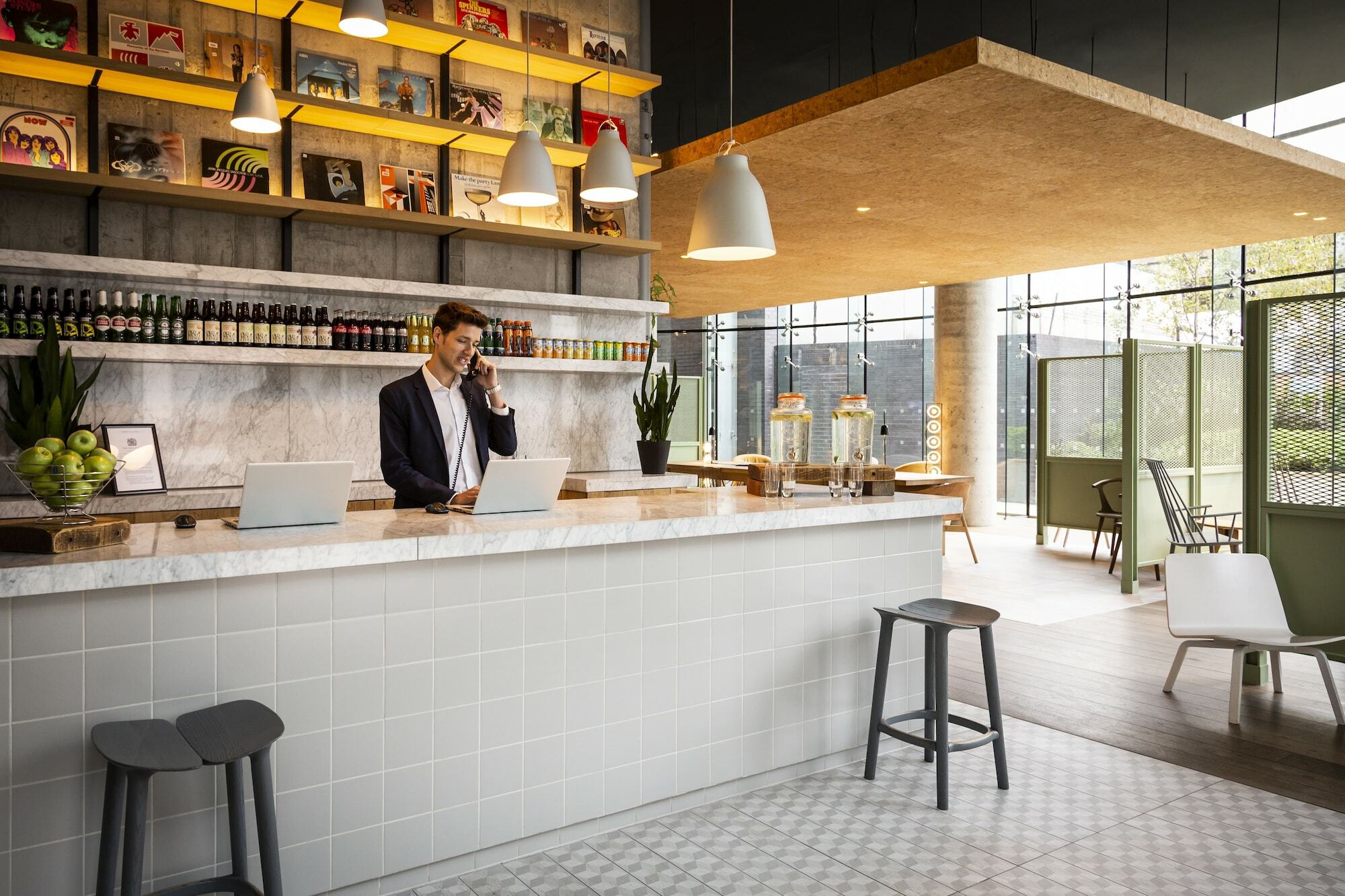 Apartahotel Adagio London